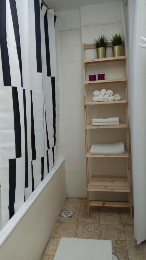 Room In Apartment Rishon Leziyyon Exterior photo