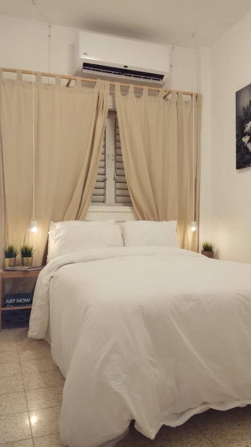 Room In Apartment Rishon Leziyyon Exterior photo